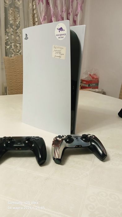Продам PlayStation 5 (PS5 Fat) в отличном состоянии