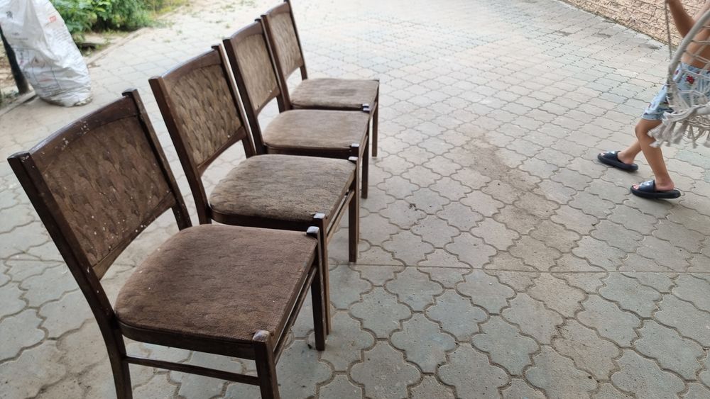 Стулья продам в хорошем состояние