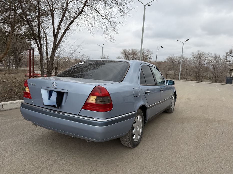 Продам мерседес С 220