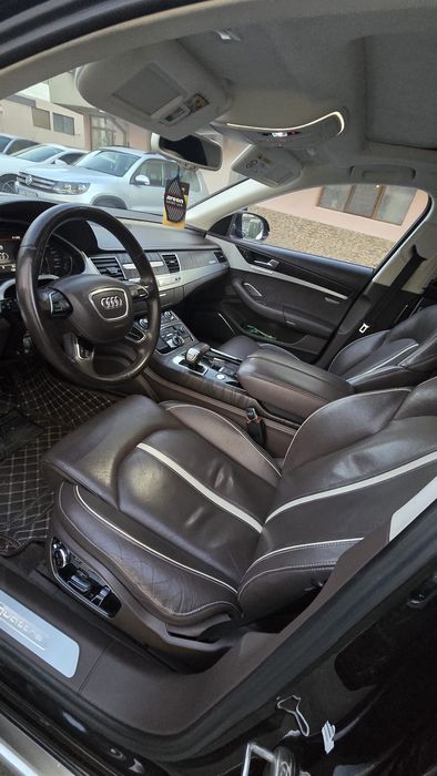 Audi A8 3.0tdi trapa/distronic/quattro/matrix/Bang&Olufsen