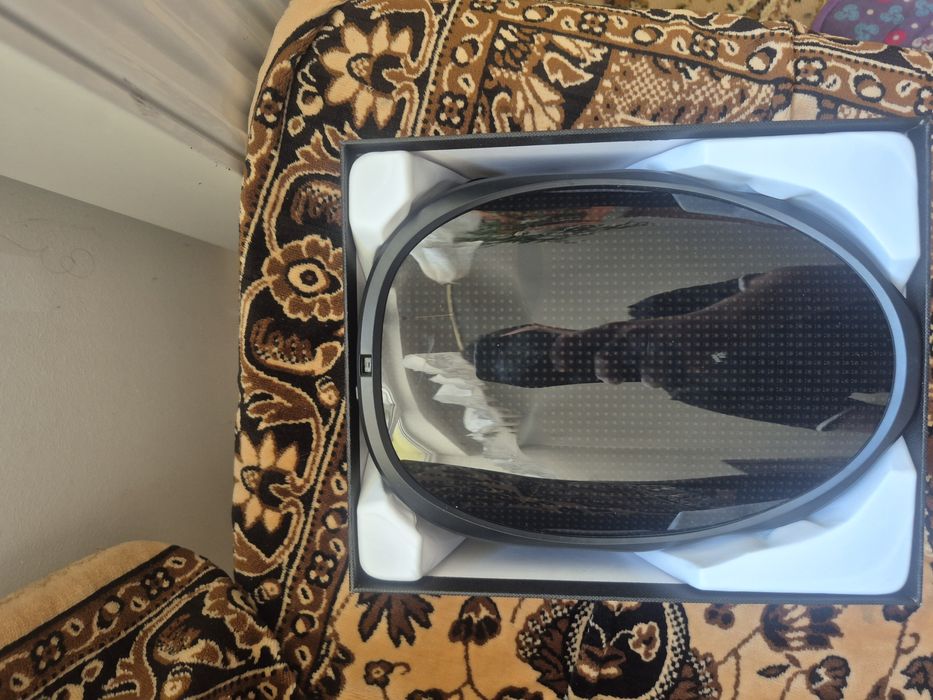 Vând masca led megoo