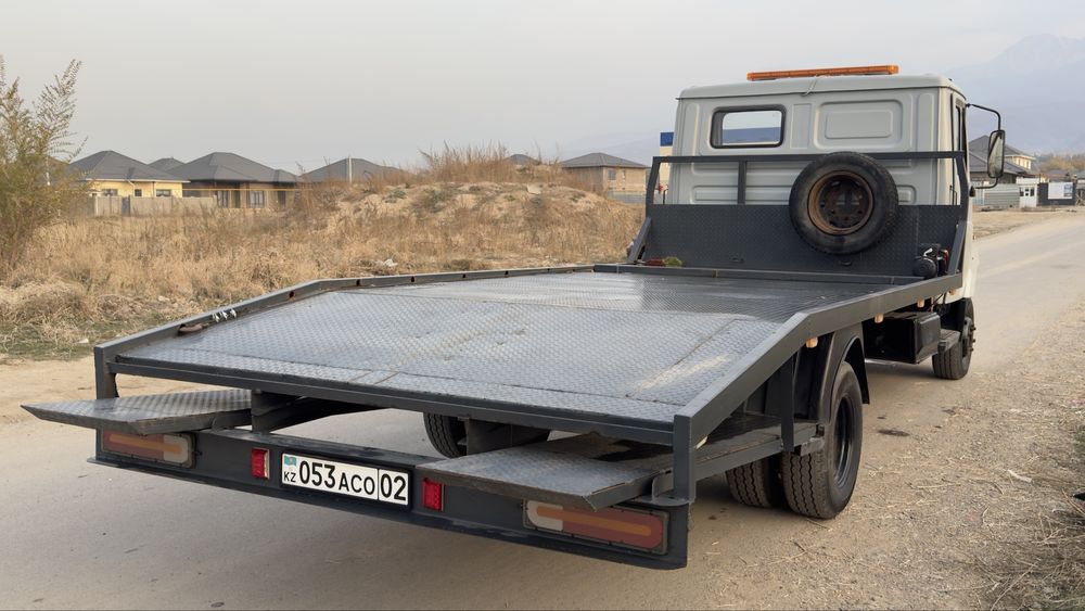 Эвакуатор Зил 5301”Бычок”