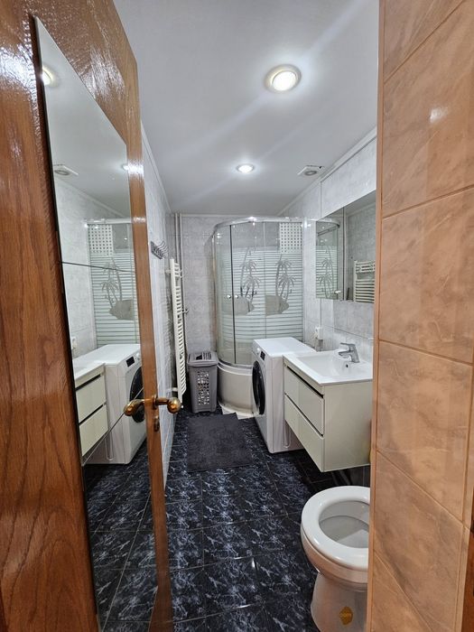 Propietar Închiriez garsoniera vitan loc parcare dristor  unirii alba