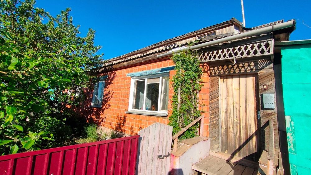 Продам дом в село Боярка