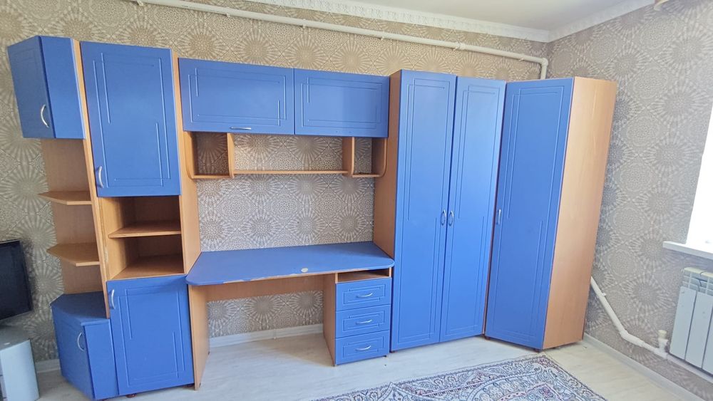 Шкаф сатылады Российский