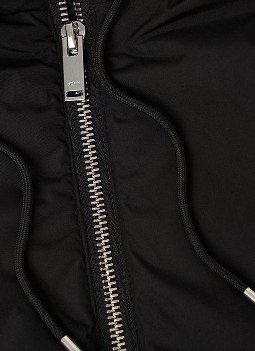 Женская манишка стандарт