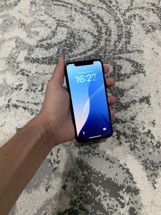 Iphone xs sotiladi