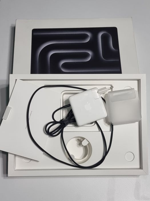 Macbook Pro M4 Pro MX2J3LL/A