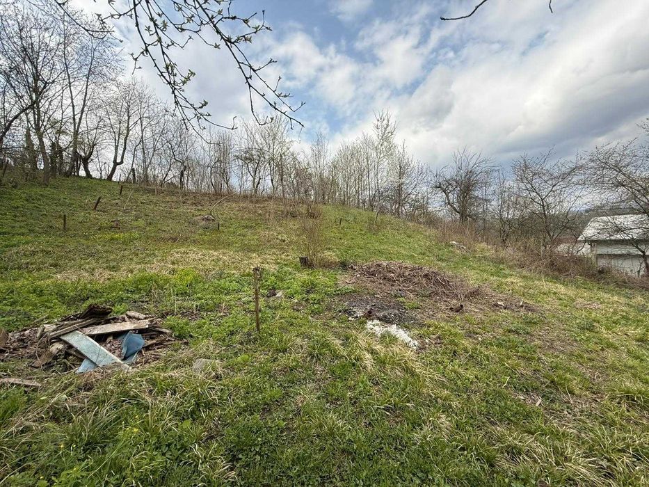 Casa de vanzare cu teren 1949mp in Pietrisu, Poiana Campina, Campina