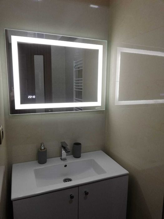 Proprietar-inchiriez apartament in Isaran (Tractorul) cu 2 camere (extins la 3 camere)