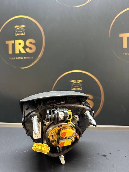 Airbag за Tesla model Y/3