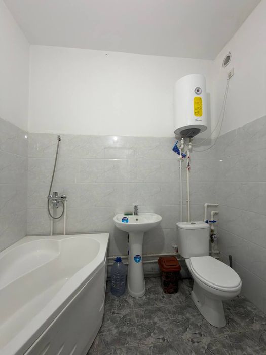 Нурафшон туйтепада 2 хоналик уй ижарага берилади 200 $