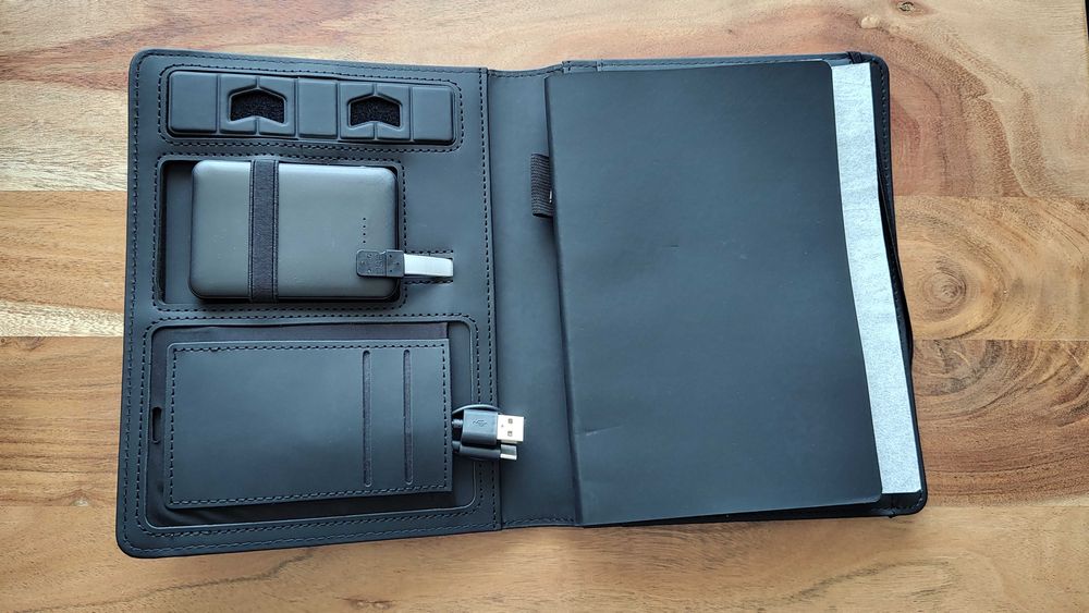 XDXclusive Air 5W RPET wireless charging notebook cover A5