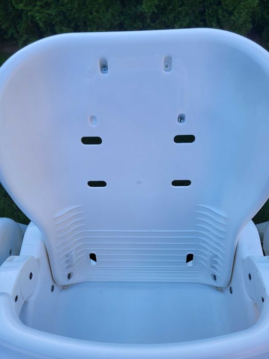 Стол за хранене Brevi