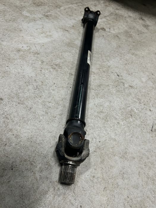 Преден кардан 2010-2018  BMW X5 X6 F15 F16 E70