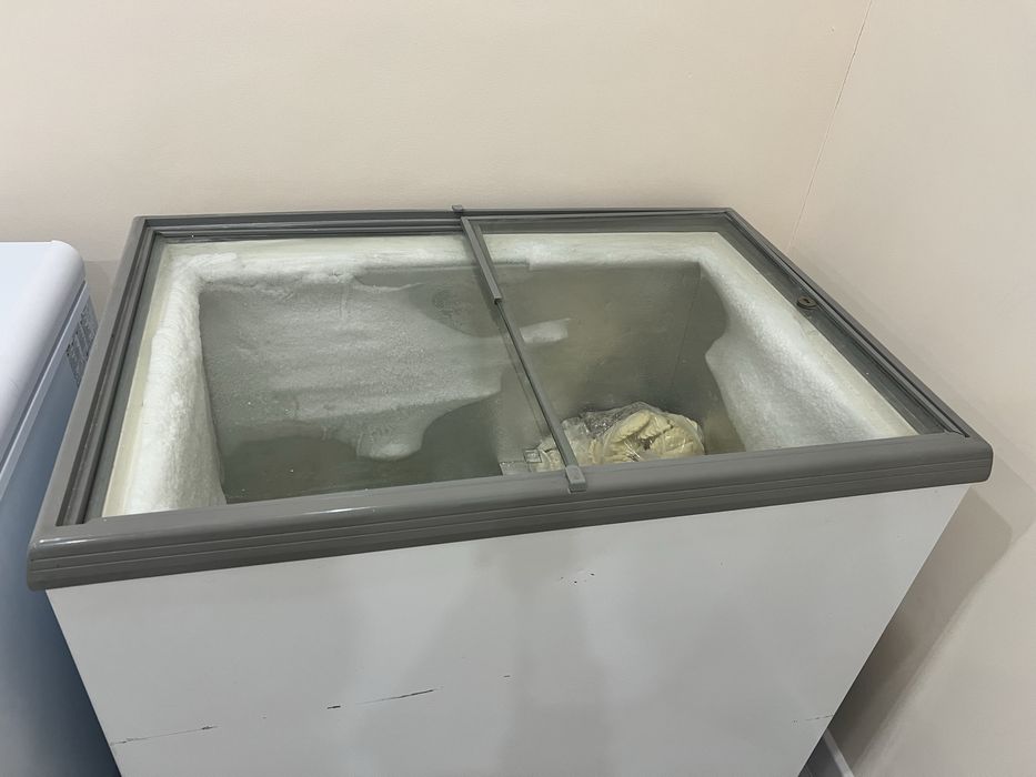 Продам морозильник 65000т