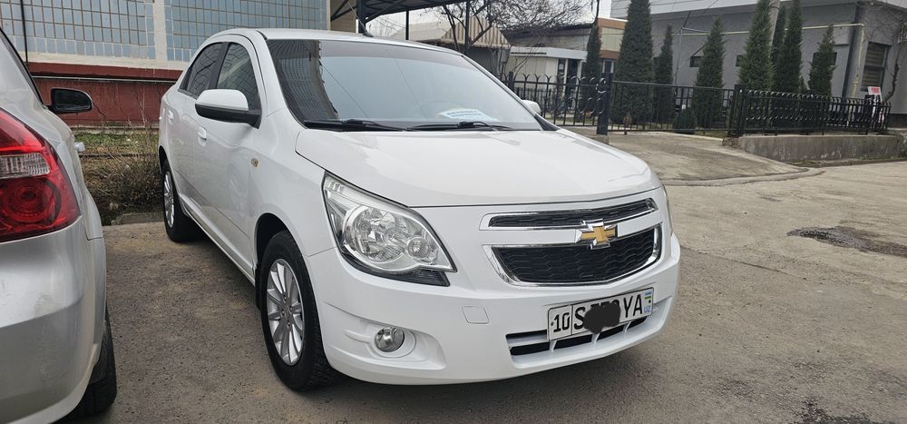 Срочно продам кобальт 2014гАвтомат Газ-Метан