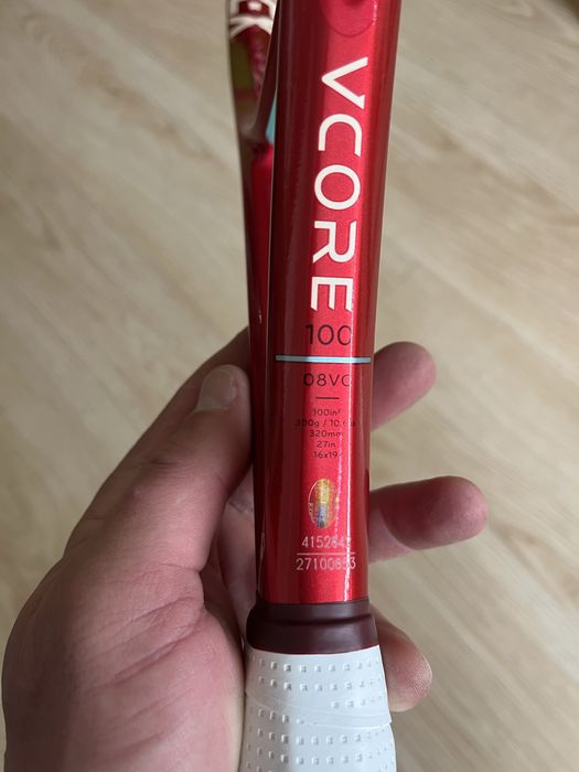 Yonex Vcore 100 2026 Ruby Red (300g)