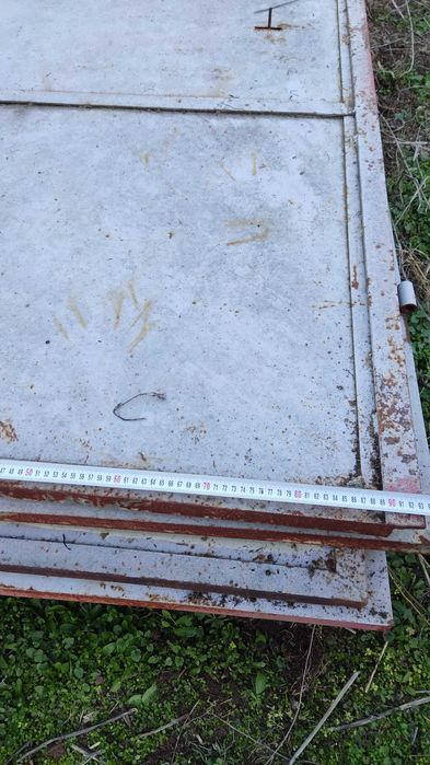 Метални врати масивни