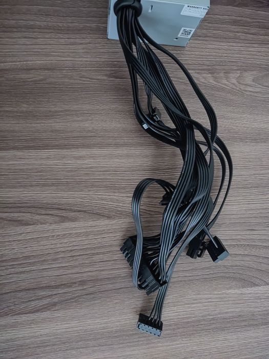 Продам блок питания Foxline TFX300S (300W)