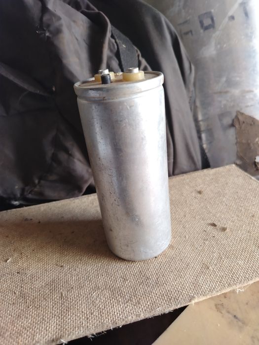 Продам Кондинсатор