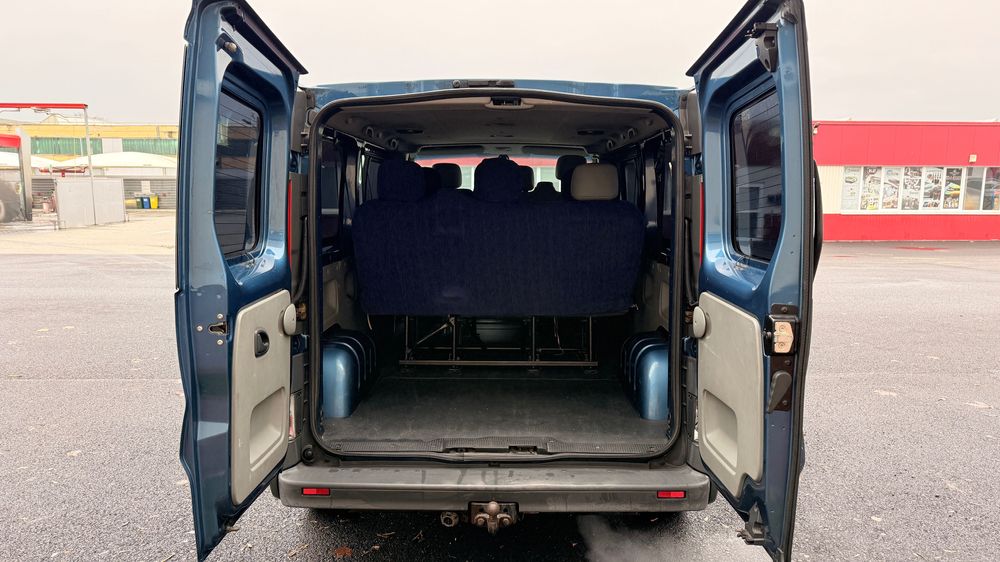 Renault Trafic 8+1 (9 Locuri) - 1.9 dCi 110CP