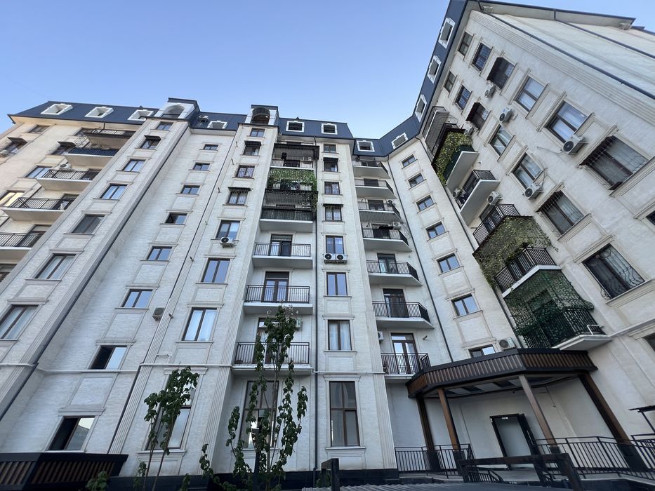 Квартира в жк чинабад3/6/9,83м2, ремонт цена 115000 у. Е