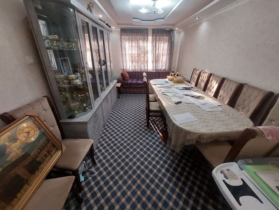 3 хона 1чи кават Ахунбабаевский массив до канал