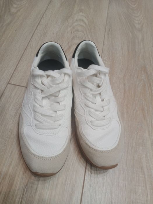 Продам крассовки