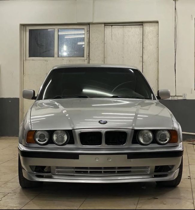 Bmw e34/ бампер е34/е39 бмв/бампер бмв/фара/м бампер/передний бампер е