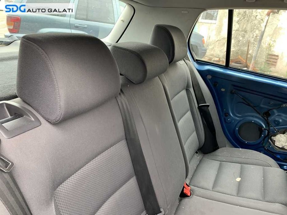 Scaun Scaune Fata si Bancheta cu Spatar Textil FARA Incalzire VW Golf 5 2004 - 2008