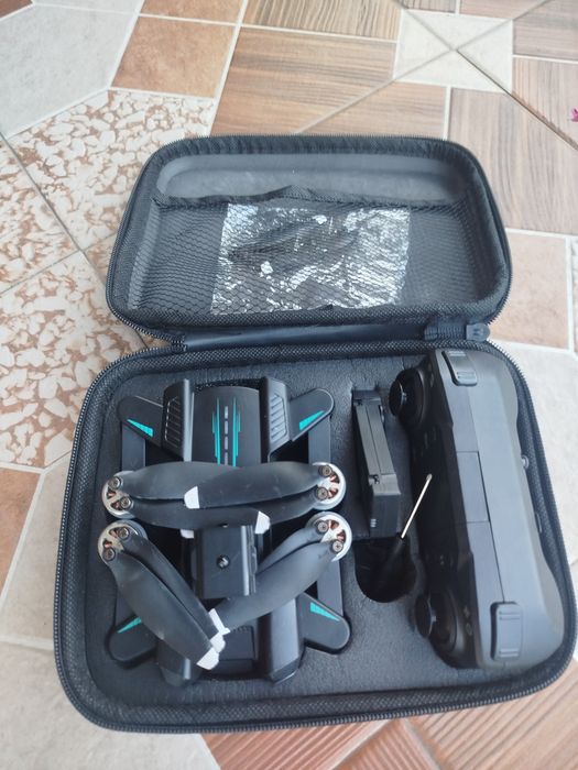 Drona cu telecomanda