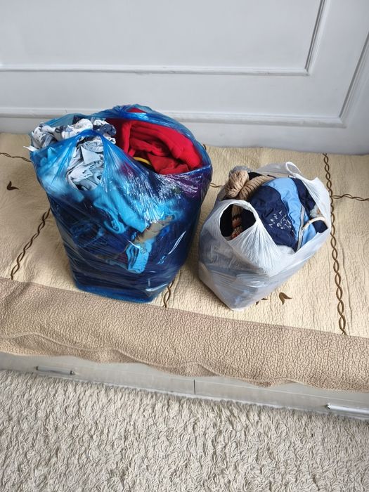 Отдам практически даром вещи на мальчика