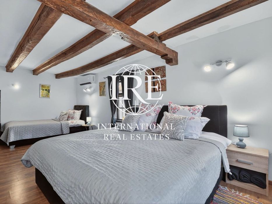 International Real Estates (IRE) представя: Едноетажна къща, тип хаси