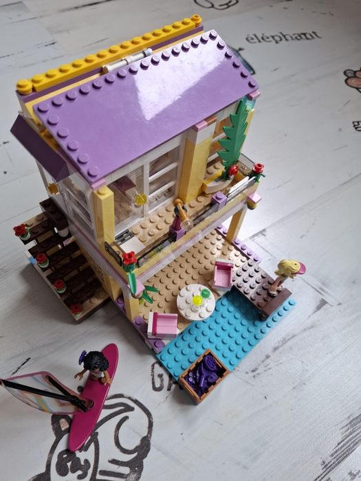 LEGO  -  Къща на плажа