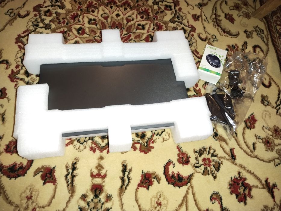 Ноутбук ленова 512