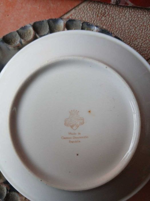 Тарелки разные, в отличном состоянии