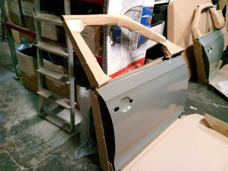 Дверь передняя RH Polo 20- Rapid 13-