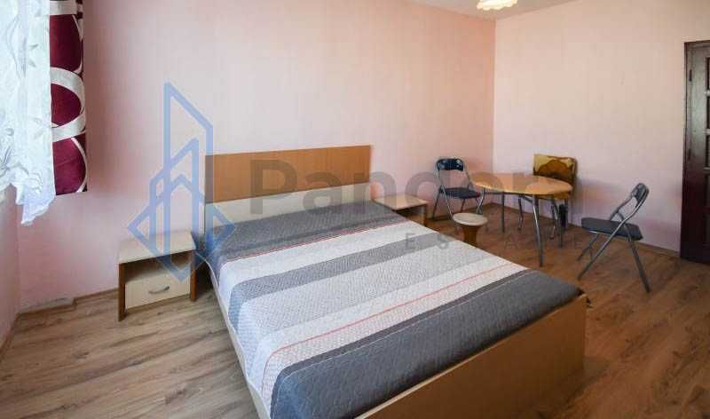 Двустаен апартамент под наем в кв.  Суха река