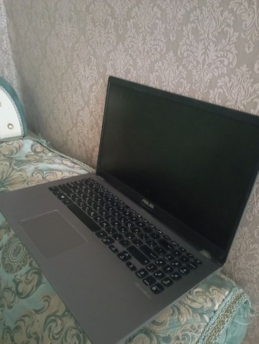 Продам ноудбук асус