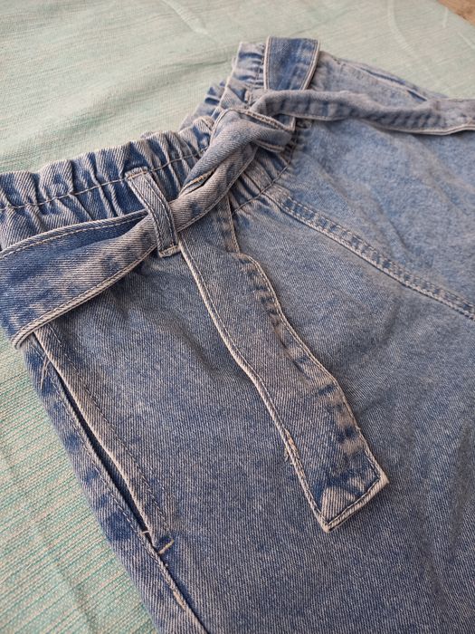 Къси дънкови панталони