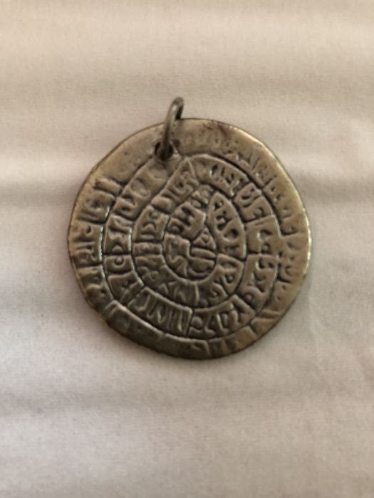 Pandantiv medalion “Discul din Phaistos”