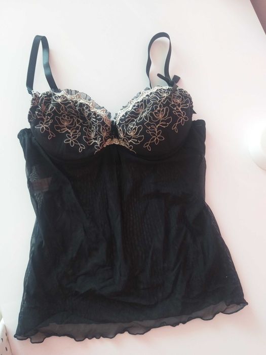 Курсаж 80 В черен тюл