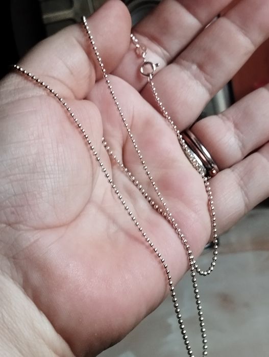 Lanț din argint cu biluțe