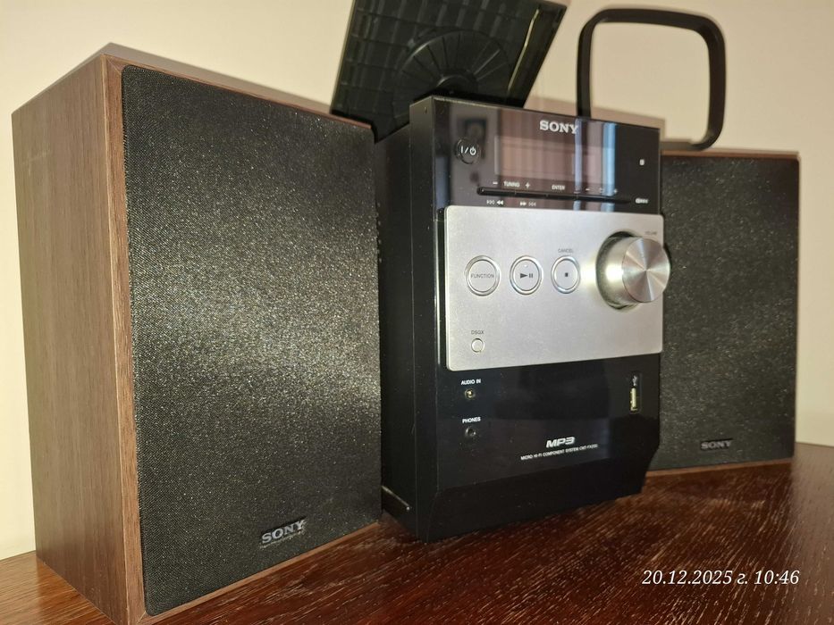 SONY аудио-радио уредба