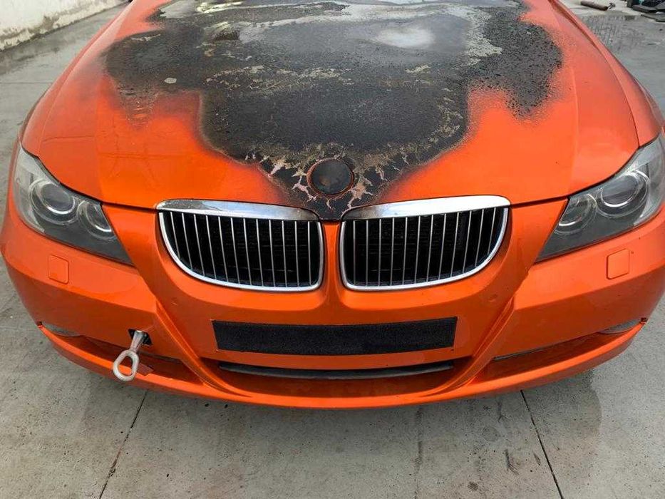 Dezmembrez bmw e90 325d 330d/far bixenon adaptiv/bara fata/navi