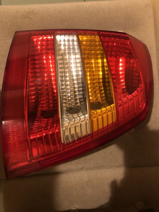 Lampa stopuri  spate stanga Opel Astra G  hatckback