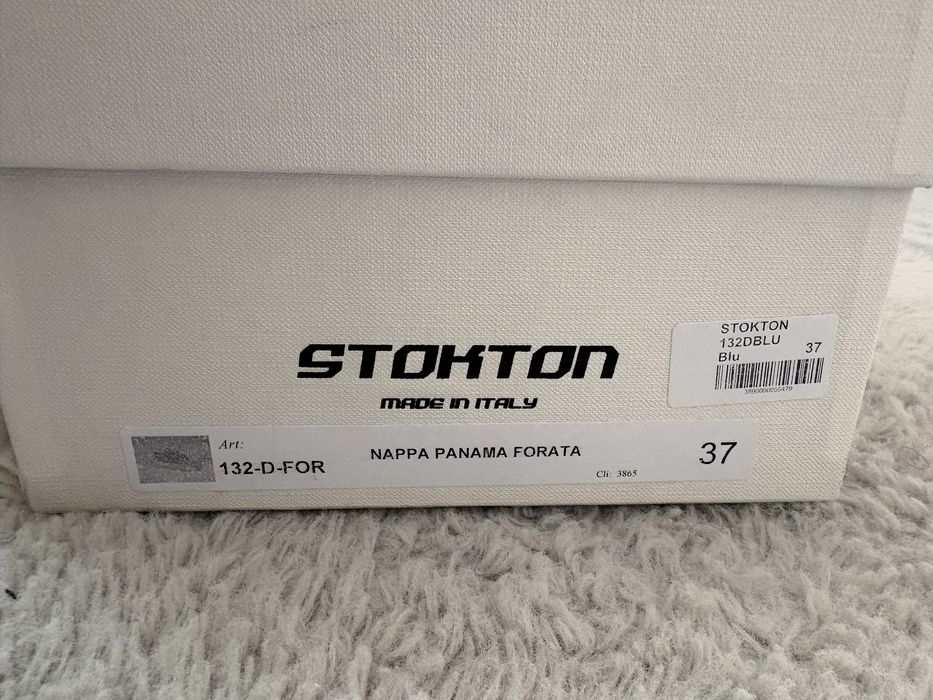 Дамски обувки с брошки Stokton