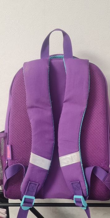 Продам рюкзак школьный