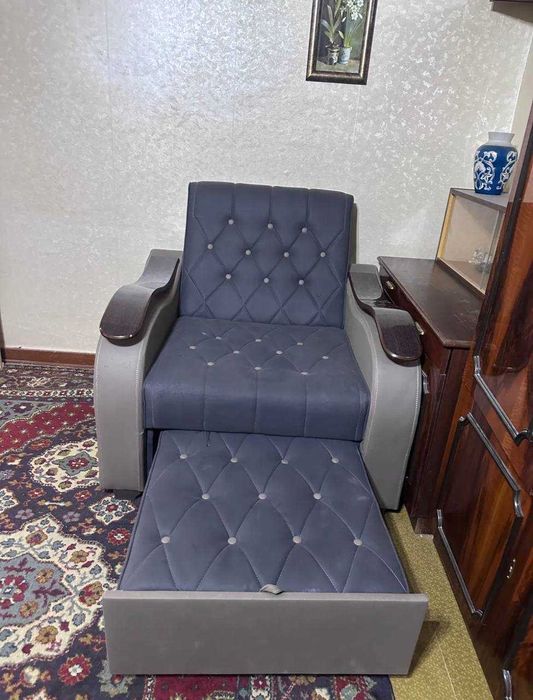 Продается кресло кровать б/у